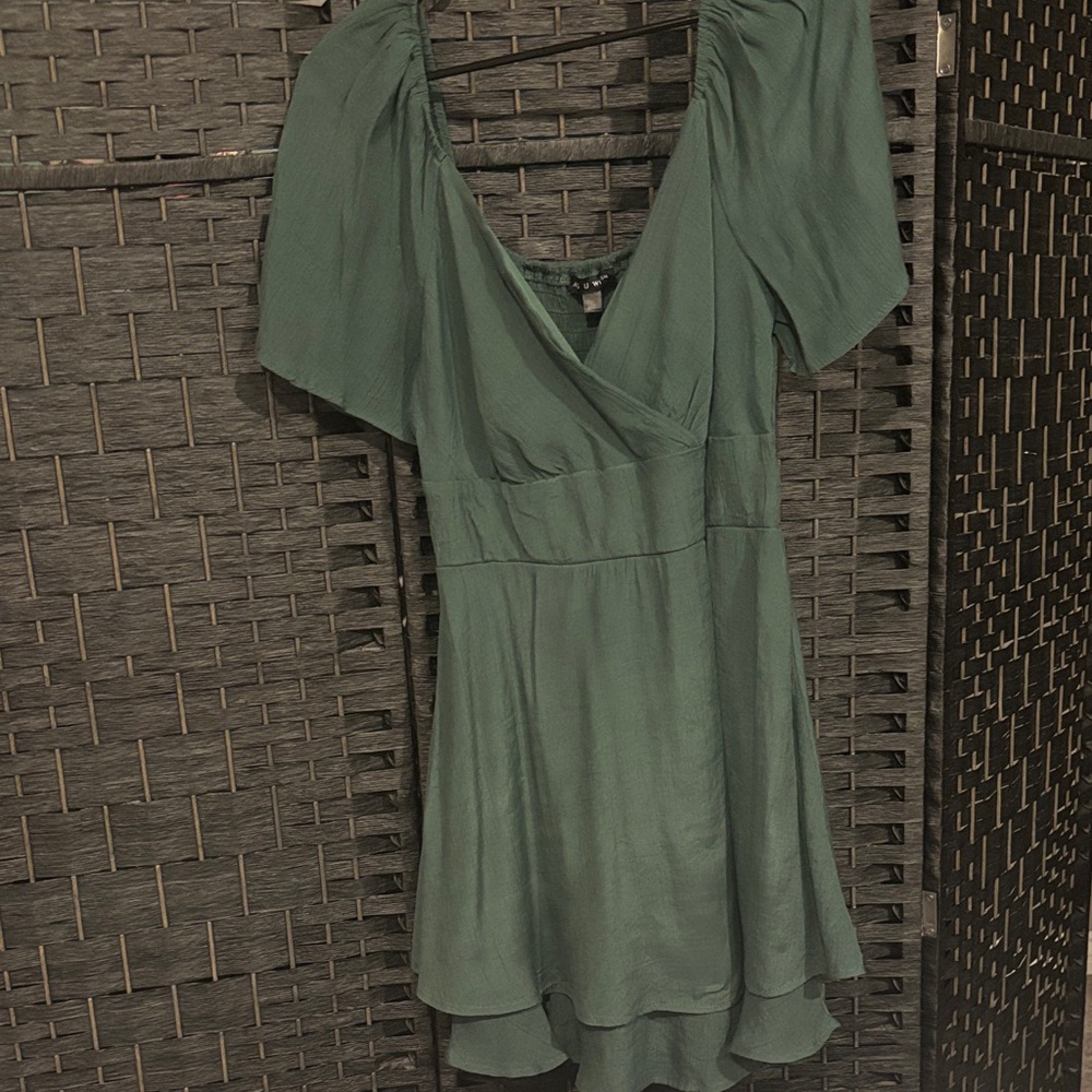 Elegant Green Women's dress